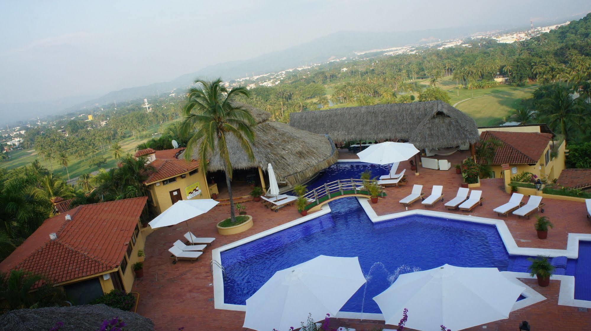 Hotel Plaza Tucanes Manzanillo Exterior photo