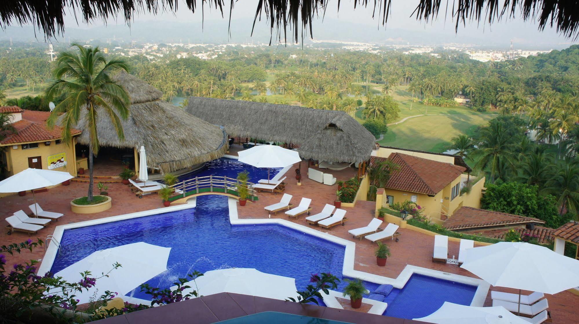 Hotel Plaza Tucanes Manzanillo Exterior photo